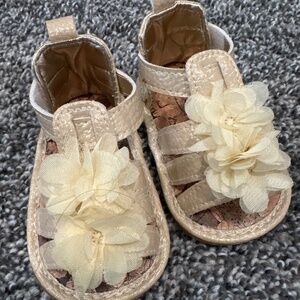 Girls flower sandals